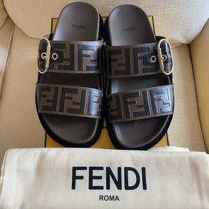 Authentic Fendi logo slide sandals in leather